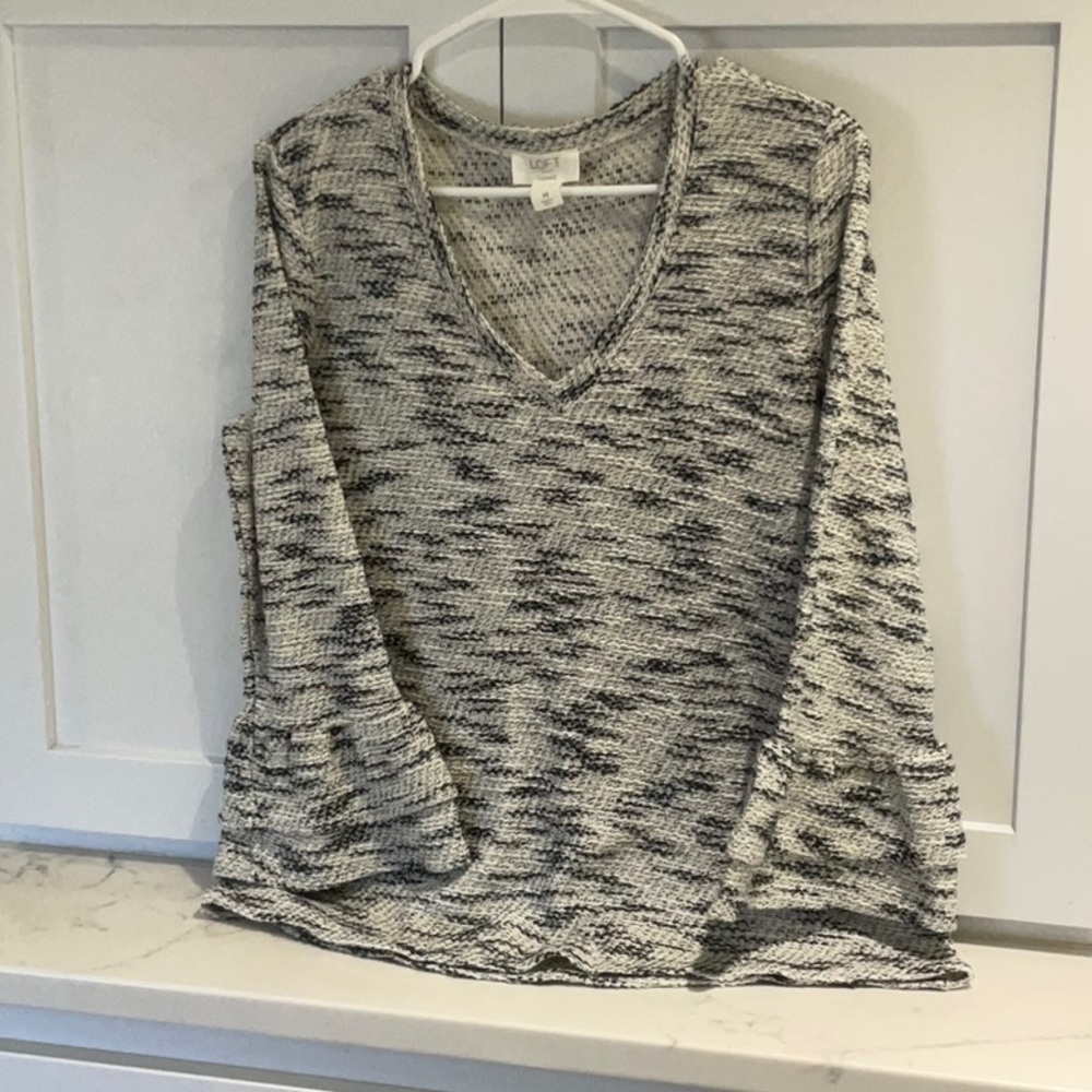 Like New White and Black LOFT Sweater